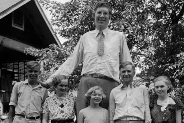 Remembering Eugene Wadlow, Meet the Brother of Robert Wadlow