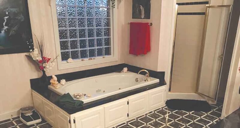 Vintage Charm or Modern Chic? Handyman Services for Your Bathroom Style