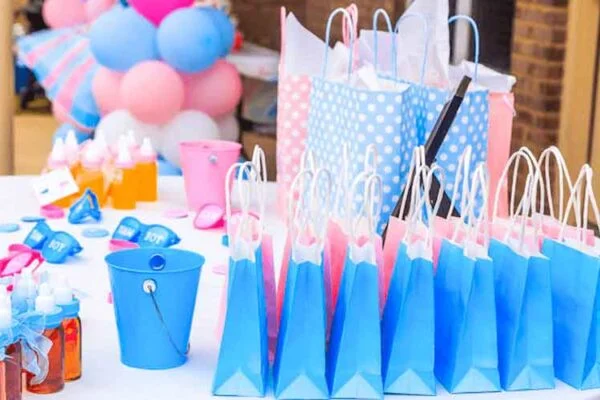 Your Simple Guide to Planning a Gender Reveal Party