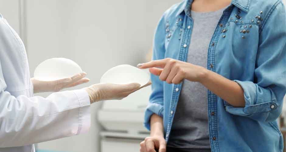 Factors to Consider When Choosing Breast Implant Size - BlueSmartMia