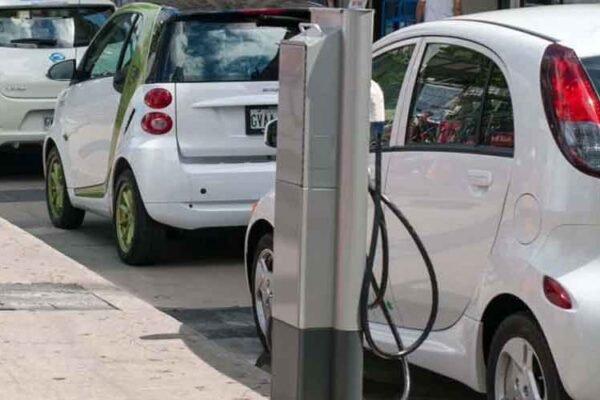Maximizing EV Efficiency: The Impact of Level 2 Charging Stations