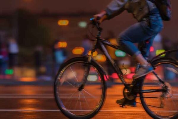 Night Riding Safety Guide for Bicyclists