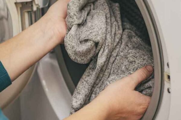 How to Keep Your Clothes Fresh All Year Round