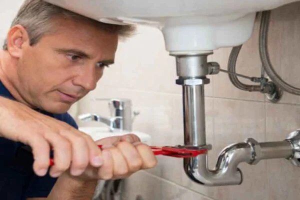 How to Choose the Right 24/7 Emergency Plumber for Your Home