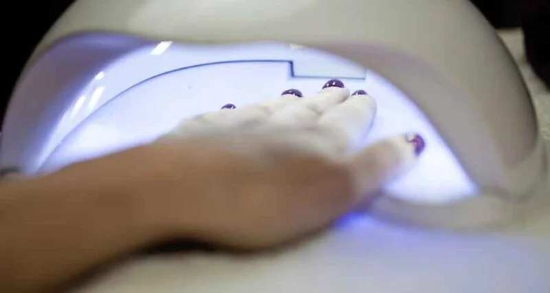 Why Does Your Beauty Business Need an LED Nail Lamp?
