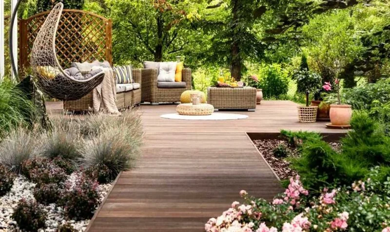 Landscaping on a Budget: Affordable Ideas to Beautify Your Outdoor Space