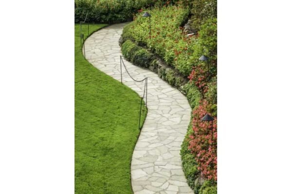 Different Types of Landscape Edging: Which One is Best for Your Home?