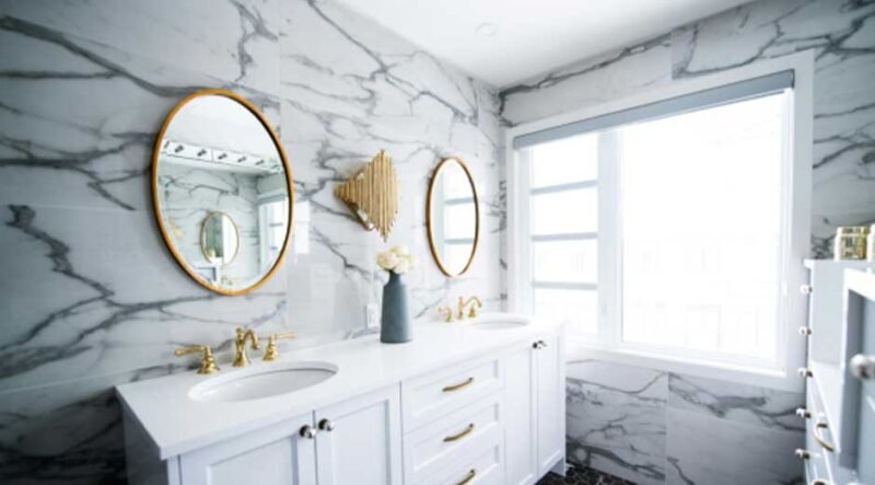 Top Bathroom Makeover Ideas for a Stylish and Modern Look