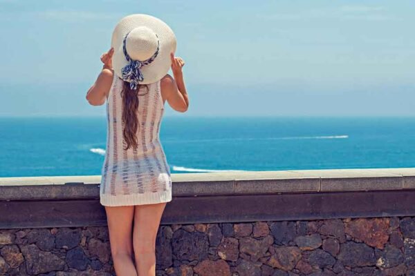 How Do You Dress for Summer Without Overheating?