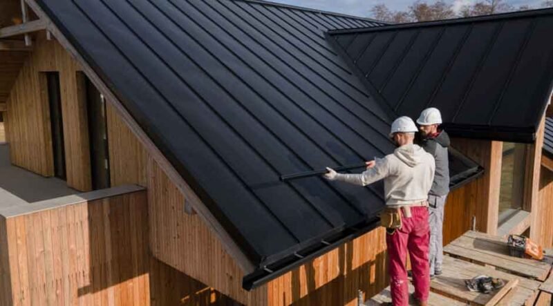 How Roofers Estimate Costs: What Homeowners Should Know