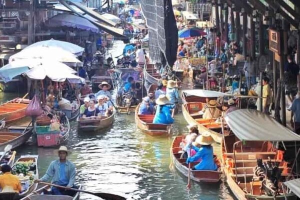 Looking to Escape the Tourists in Bangkok? Try These 5 Activities