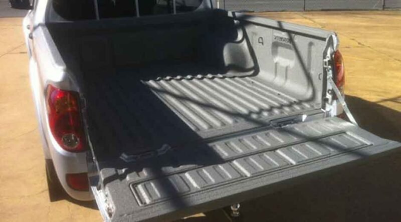 Benefits of Using a Bed Liner Spray Kit for Vehicle Protection