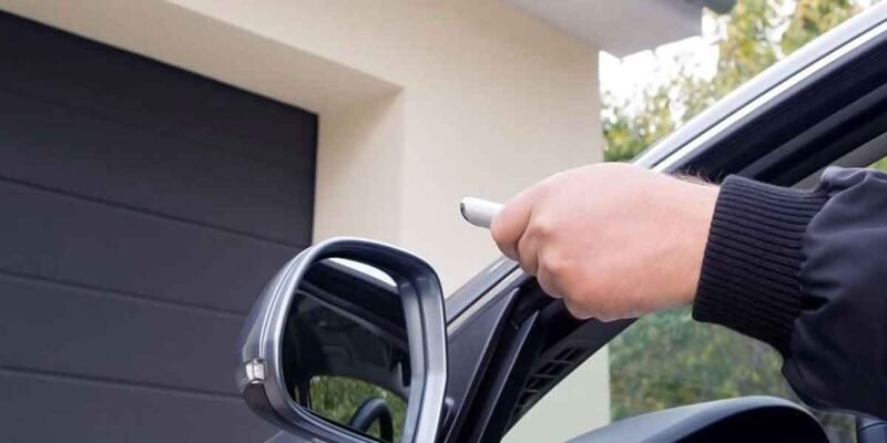 How To Troubleshoot Your Garage Door Before Calling for Help
