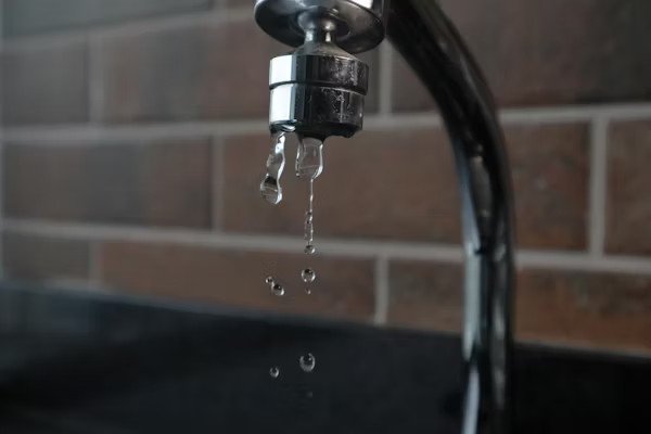 The Hidden Contaminants in Tap Water Most Homeowners Don’t Know About