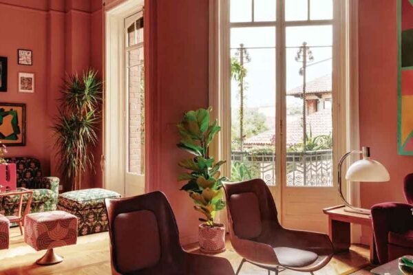 Creative Techniques for Achieving Designer Paint Finishes in Your Home