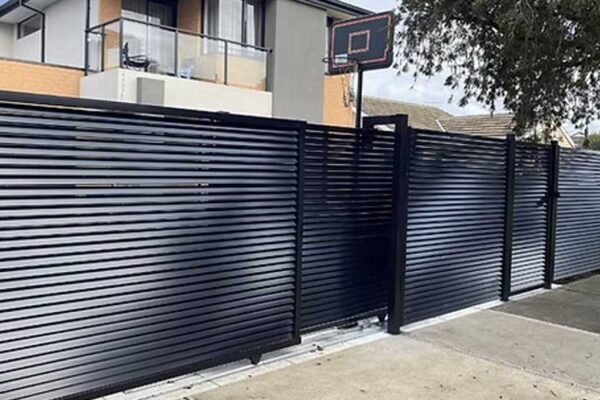 What to Know Before Choosing an Automated Gate Solution