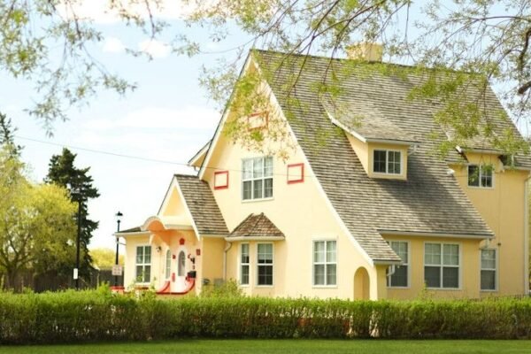 The Ultimate Guide to Maintaining a Beautiful Home Exterior