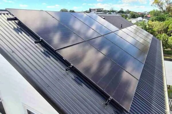 How Long Do Solar Panels Last? A Homeowner’s Guide to System Lifespan
